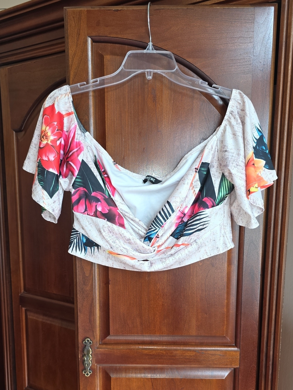 Floral Front Twist Crop Top XL